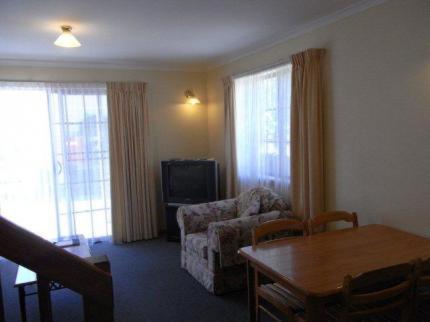 Kitty'S Cottages - Managed By Big4 Strahan Holiday Retreat 外观 照片